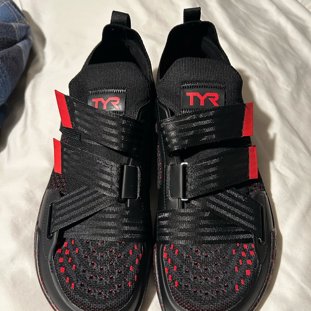 TYR Men's Dropzero Barefoot Trainer